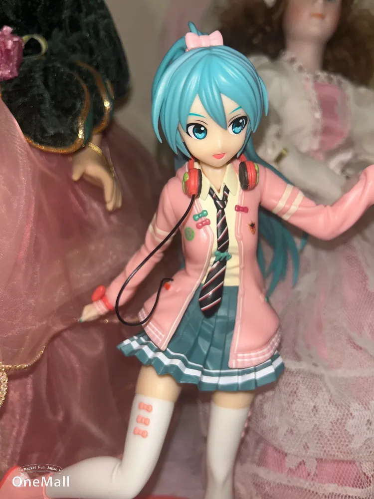 Sega Project Diva Hatsune Miku Figure by nvt9fzw*** - OneMall
