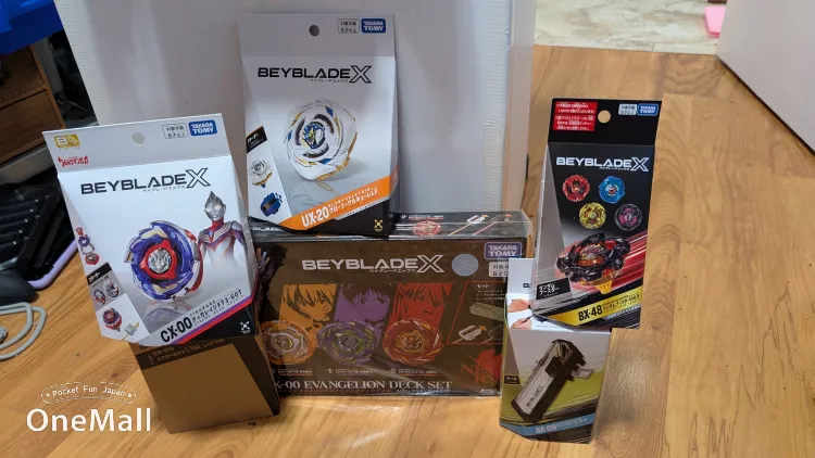 Beyblades shipped perfectly to the US by dwight.phe*** - OneMall