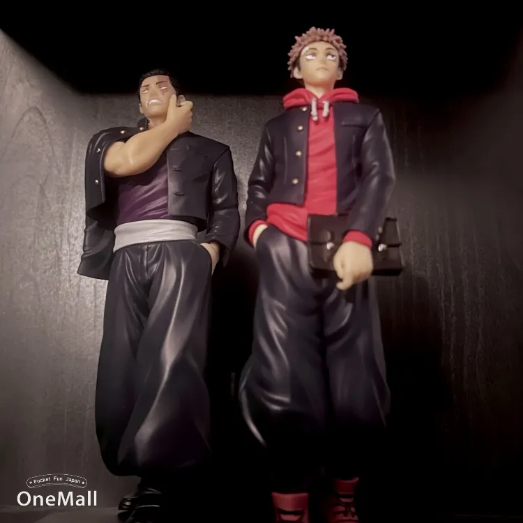 Awesome figures! by vaquero - OneMall