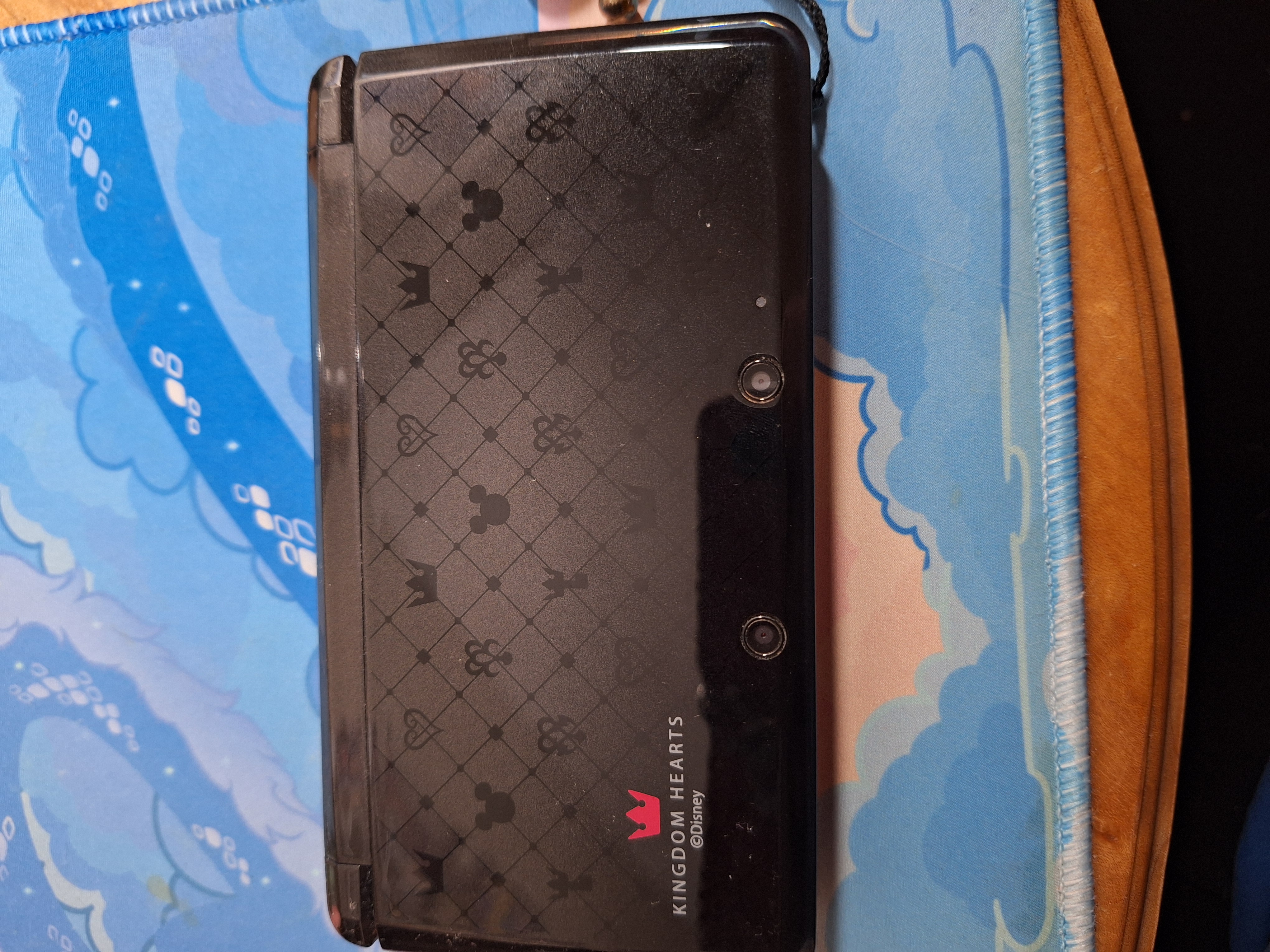 Good condition, 3DS turns on and works well! by Ness - OneMall