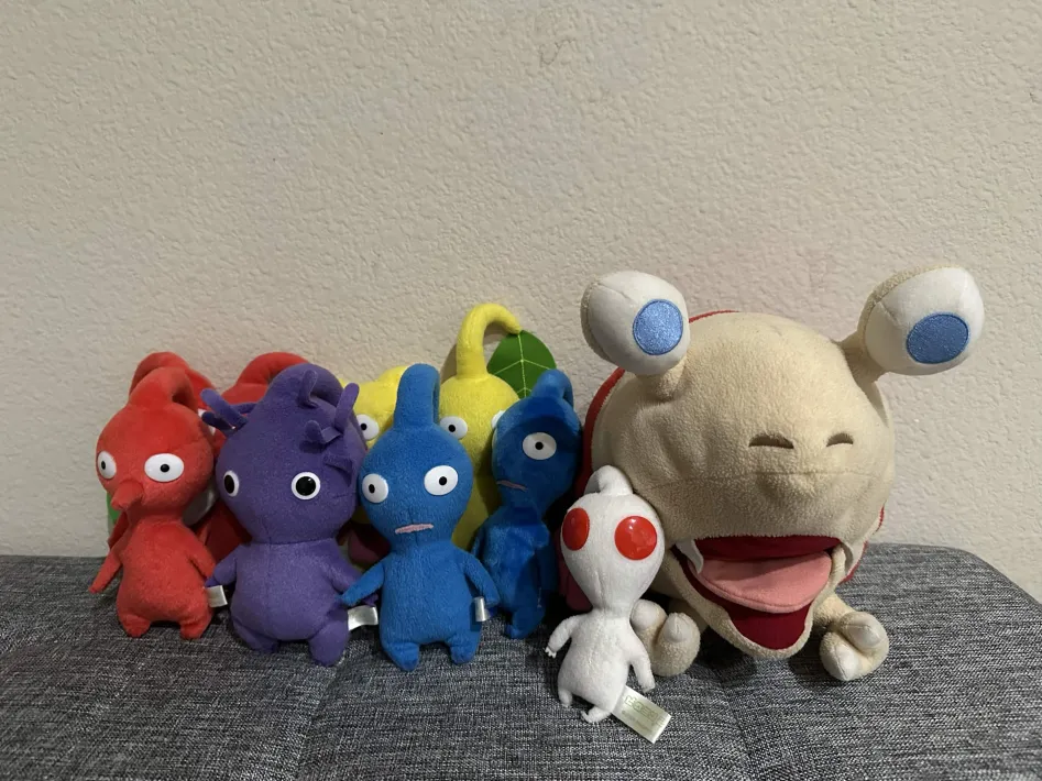 MASSIVE Pikmin Stuffed Animal Lot I got on Onemall by paige - OneMall
