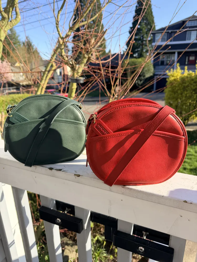 OneMall provides Mercari products: ポールスミス ミニボストン 